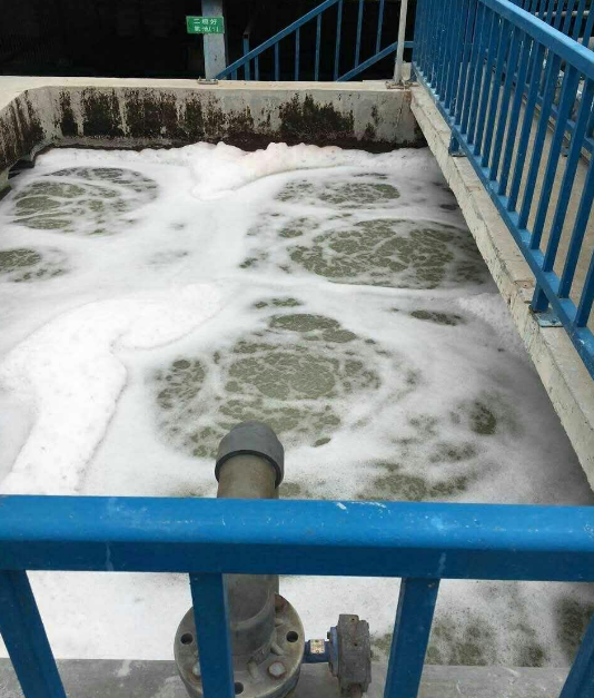 (圖:電鍍廢水泡沫來源)